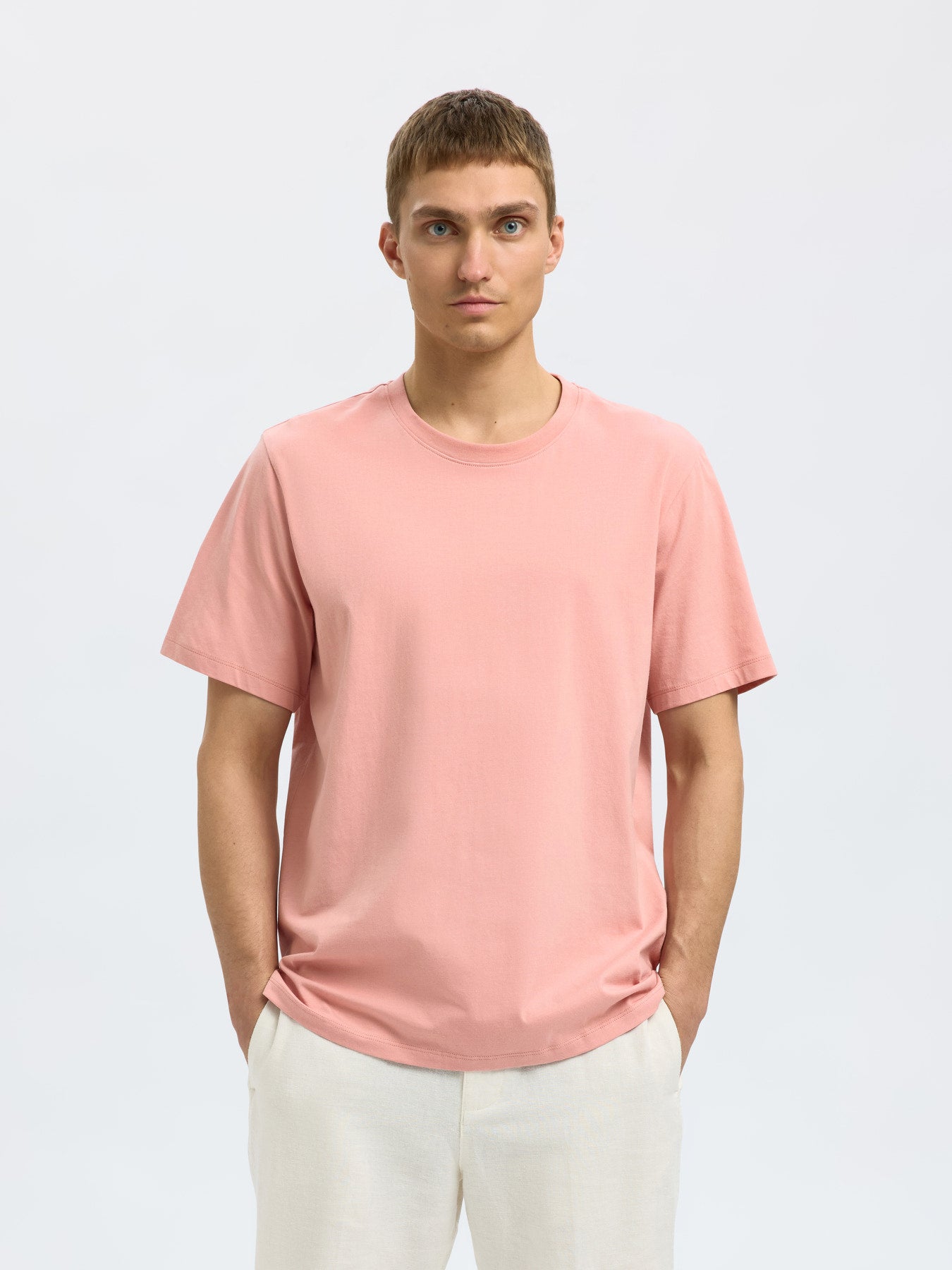 Camiseta Hombre Básica con Cuello Redondo y Manga Corta de Algodón Orgánico | Confort y Estilo Diario