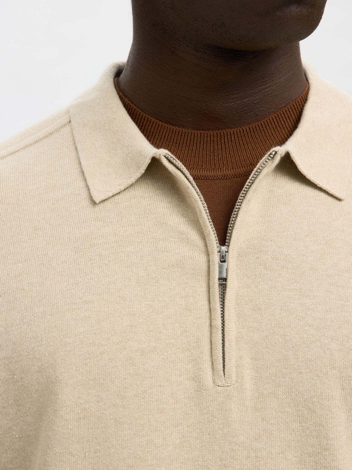 Jersey Polo Hombre – Algodón Orgánico, Cremallera Media, Corte Regular