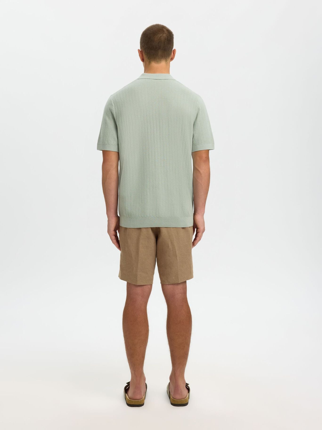 Short-sleeved knit polo shirt