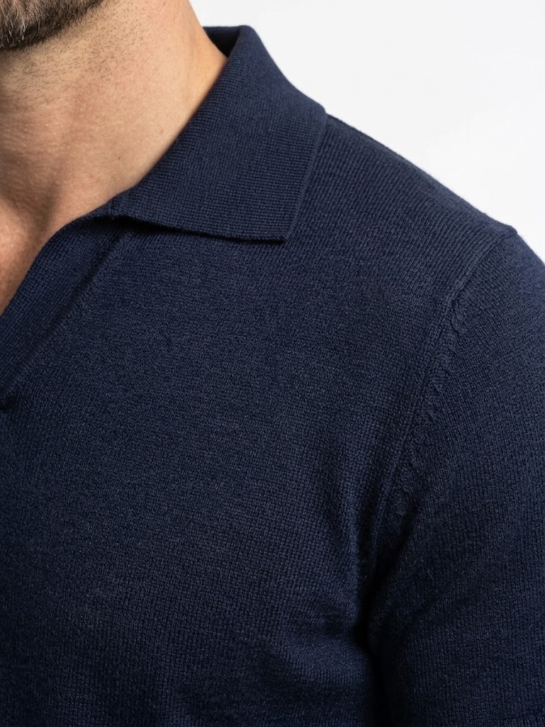 Polo Sin Botones